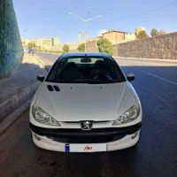 ۲۰۶ اس دی V8