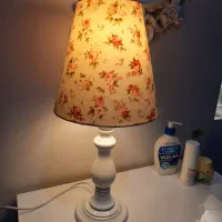 ۱ عدد آباژور فرانسوی با شیلد|چراغ خواب و آباژور|تهران, نیروی هوایی (پیروزی)|دیوار