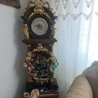 ساعت  آبنما