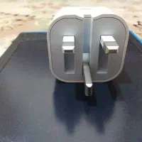 آداپتور اصلی آیفون 16