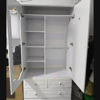 تخت و کمد سفید