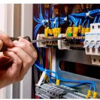 استخدام برقکار حرفه ای