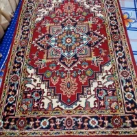 فرش ماشینی طرح هریس 1متر در 1/5متر