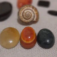 تعدادی سنگ اسیاب  الماس و نگین انگشتر زیبا|کلکسیون اشیاء عتیقه|تهران, چیتگر شمالی|دیوار