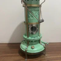 چراغ نفتی سبز|بخاری، هیتر، شومینه|کرج, دهقان ویلا|دیوار