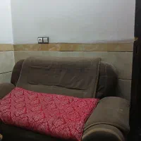 یه دست مبل راحتی محکم فقط۴۲۰۰