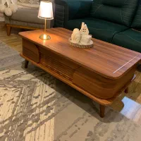 میزجلومبلی و عسلی