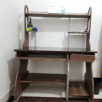 میز کامپیوتر و مطالعه