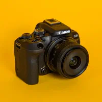 دوربین کانن Canon R10 با لنز 45-18