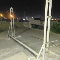 سلام.یک کارگاه قالی بافی
