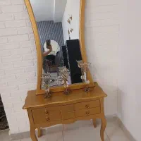 میز و اینه کنسول