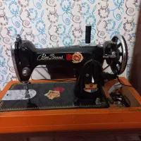 چرخ خیاطی برقی