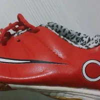 کاپشن دخترونه و کفش فوتسال|کیف، کفش، کمربند|ملایر, |دیوار