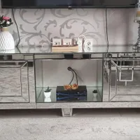 میز تلویزیون آینه ای