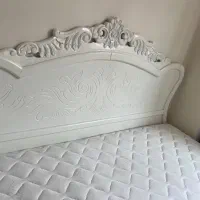 تخت خواب‌ چوبی تشک دو نفری
