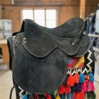 زین طرح استرالیایی چرم طبیعی (اشبالت)