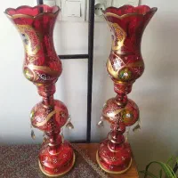 دو عدد لاله شمعدانی
