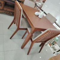 میز غذاخوری با کیفیت