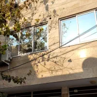 ۲۵ مت پارکینگ اختصاصی در طبقه همکف +۱۳ متر حیاط