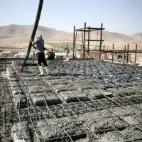 کارگر و استاد کار آرماتور بند