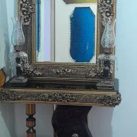 آینه و شمعدان|آینه|میانه, |دیوار