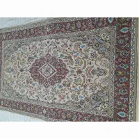قالی دستباف ۳۲خونه گل ابریشم