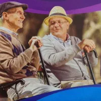 استخدام کارشناس پرستاری، مراقب آقا و آشپز
