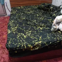 تخت خواب دو نفره. در حد نو با تشک