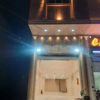 مغازه متراژ ۲۲۰متر انتهای مجتمع بازرگانان تکمیل