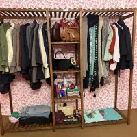 آویز چوبی لباس