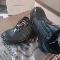 یک جفت کفش کار ایمنی|کیف، کفش، کمربند|نظرآباد, شهرک صنعتی سپهر|دیوار