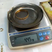 طلا و جواهر