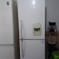 یخچال فریزر دار