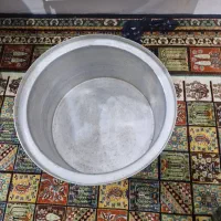 قابلمه روحی|ظروف پختوپز|شاهدشهر, |دیوار