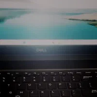 لپ تاپ فوق العاده تمیز بدون خط و خش