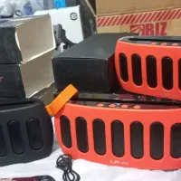 اسپیکر بلوتوثی ال پی مدل v13 بیس قوی در دورنگ