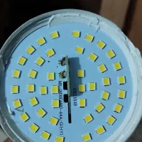 خریدار انواع لامپ سوخته براکت و ال ای دی|لامپ و چراغ|قم, شاه سید علی|دیوار