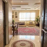 فروش-آپارتمان-105متری-خوش-نقشه-واقع-در-جمهوری