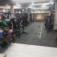 باشگاه ورزشی ارشک ویژه آقایان از ۷ صبح تا ۱۲ شب