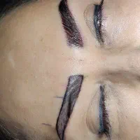 کاشت ابرو با قیمت خیلی خوب|خدمات آرایشگری و زیبایی|شیراز, قصرالدشت|دیوار
