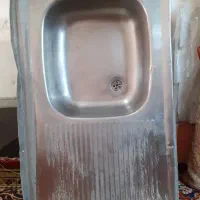 سینک ظرفشویی . سینک