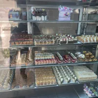 نیازمندفروشنده جهت فروش درقنادی