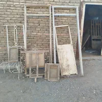 در و پنجره آهنی و آلمینیوم