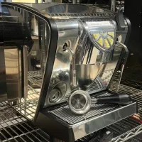 اسپرسوماشین نوا سیمونلی موزیکا