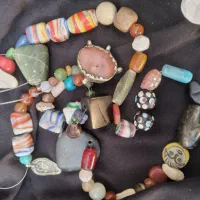 مهرهای قدیمی|کلکسیون اشیاء عتیقه|جیرفت, |دیوار