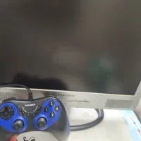 یک عدد مانیتور فراسو 19ابنچ بلنگودار با دسته اضافه