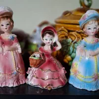 ظروف دکوری و قدیمی و مجسمه