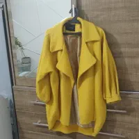 پانچ مشکی پالتو کتی کیمونویی و سوییت