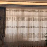 پرده بسیار زیبا و تمیز با دستک