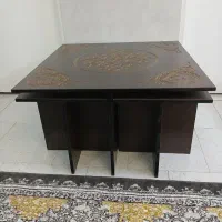 میز جلو مبلی طرح دار و چهار عدد عسلی سفارشی|مبلمان خانگی و میز عسلی|تهران, شهید غیوری (ابن باویه)|دیوار